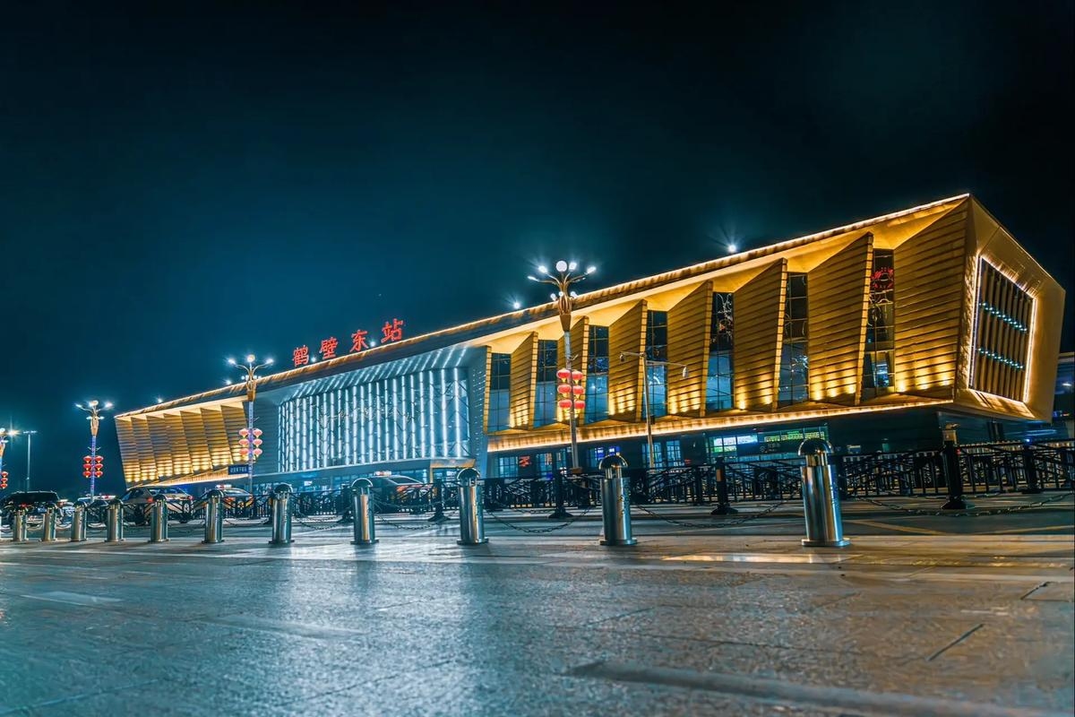 鹤壁高铁站便捷出行插图