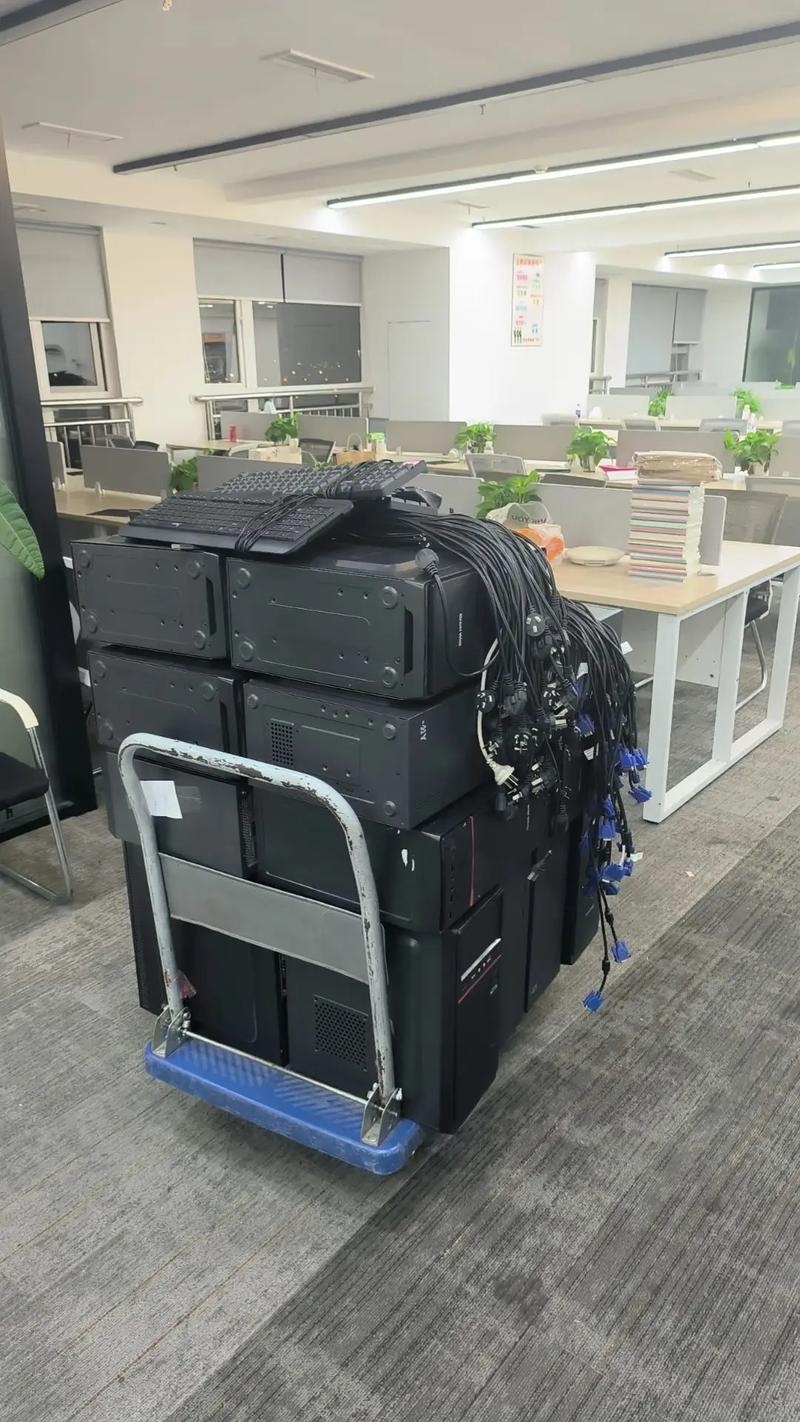 IT人才搬运工上线!计算机专业带来的生活巨变与持续学习的必要性。插图 IT人才搬运工上线!计算机专业带来的生活巨变与持续学习的必要性。插图