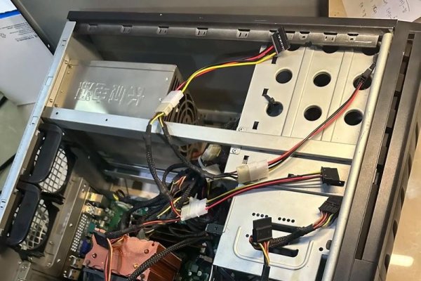 服务器为何仍用机械硬盘-踏云行