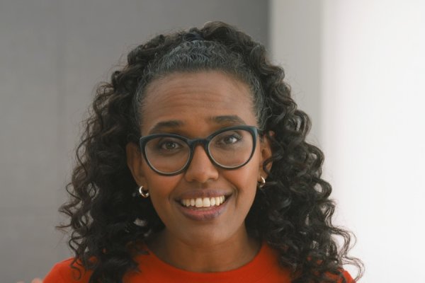 HTML设置标题方法及导航栏美化指南-踏云行